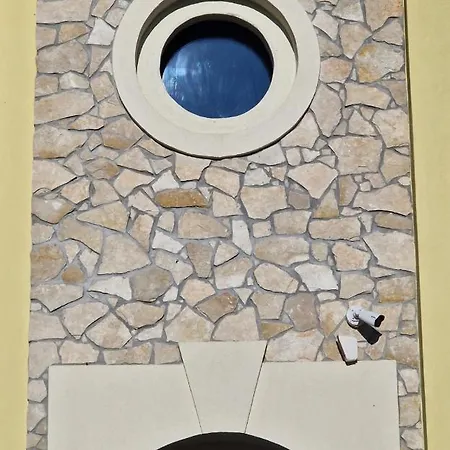 Paradiso Degli Ulivi B&B