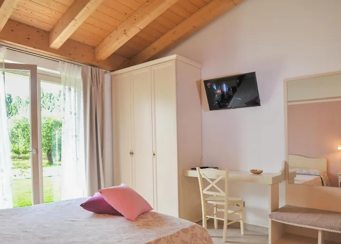 Bed & Breakfast Paradiso Degli Ulivi 3*